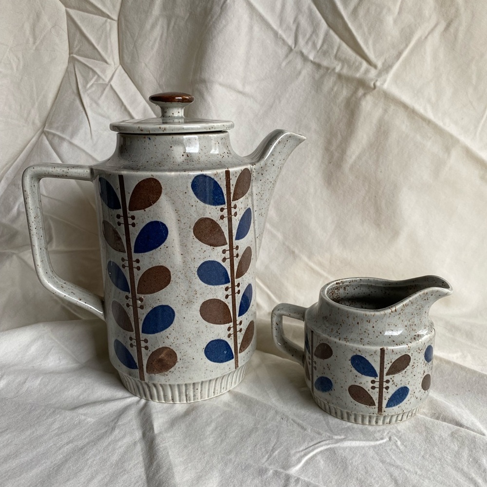 Vintage Midcentury Trimont Teapot & Creamer - Made In Japan